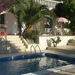 Buganvillas * 卡斯特尔德费尔斯